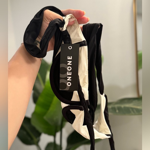 NWT One One Swim Amanda Top - Picture 3 of 5